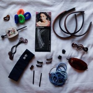🎁3/$20 NWOT hair accessories